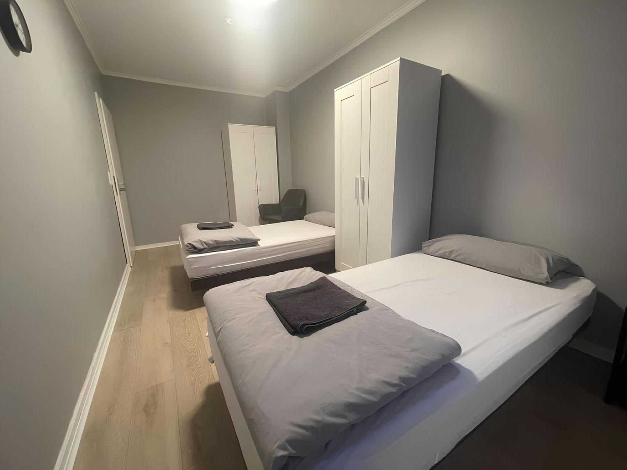Simple Sleep Hostel Hamburg Exterior photo